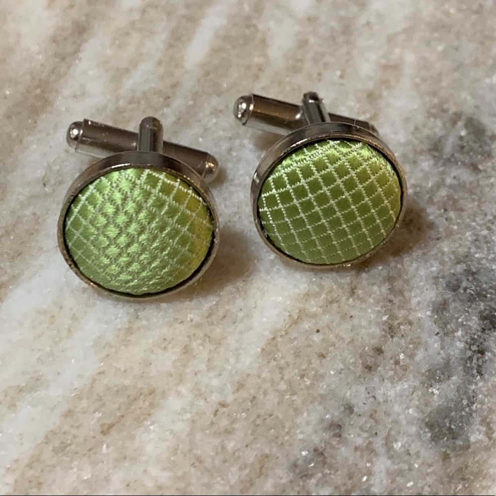 Solid Cloth Round Cufflinks NWOT - Picture 2 of 2
